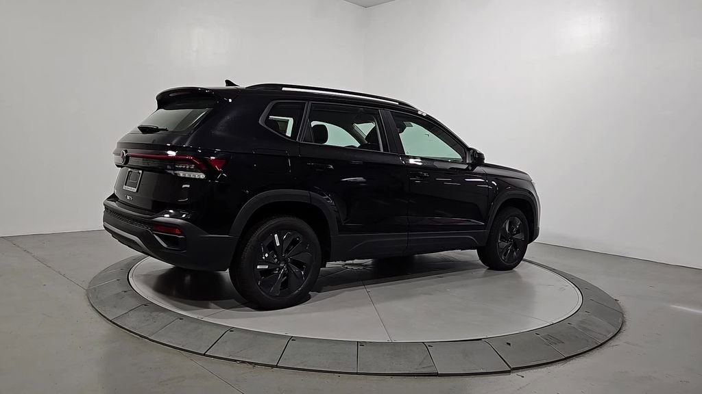 New 2025 Volkswagen Taos S image 5