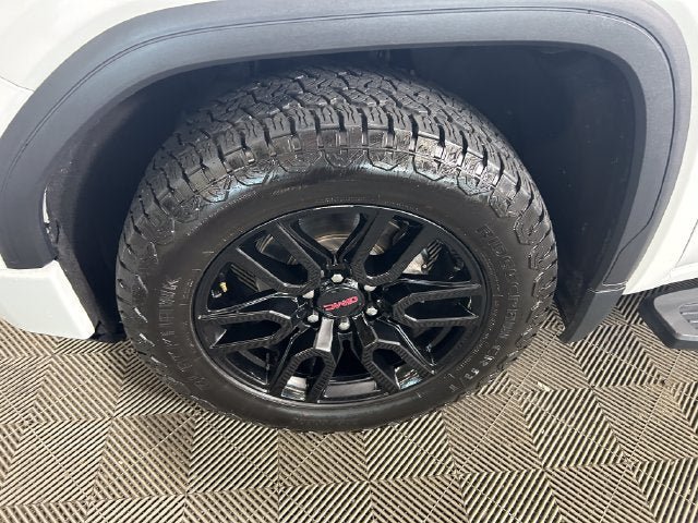Used 2021 GMC Sierra 1500 Elevation w/ LPO, Elevation Black Package AWD/4WD image 10