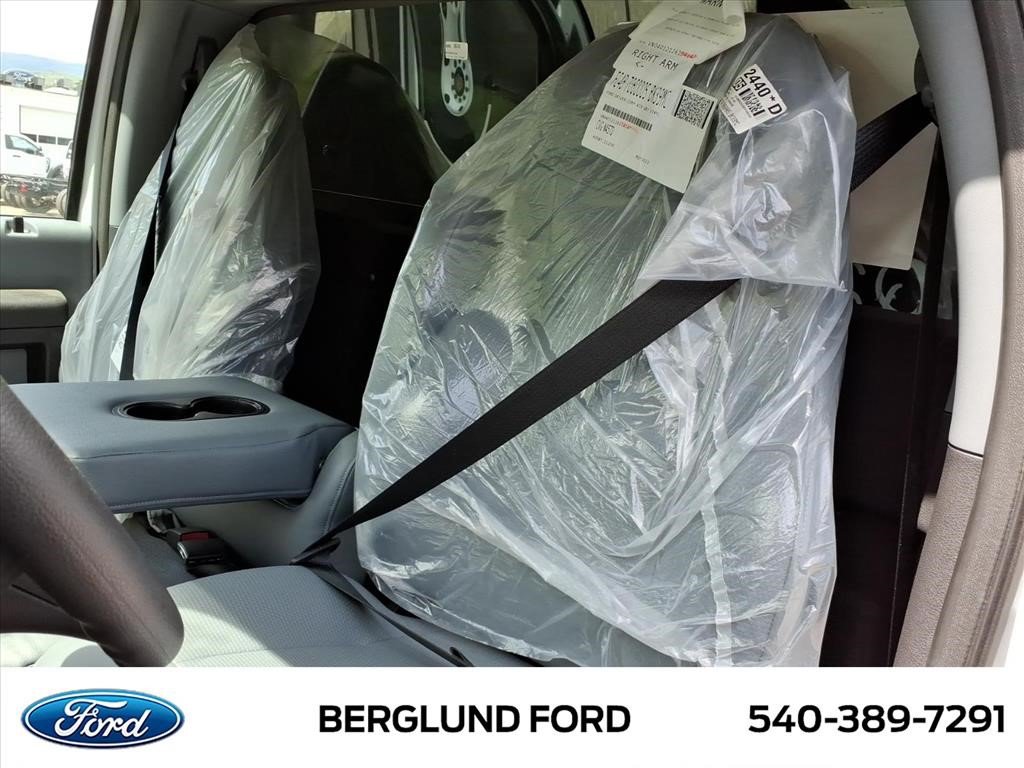 New 2027 Ford F650 2WD Regular Cab Super Duty image 17