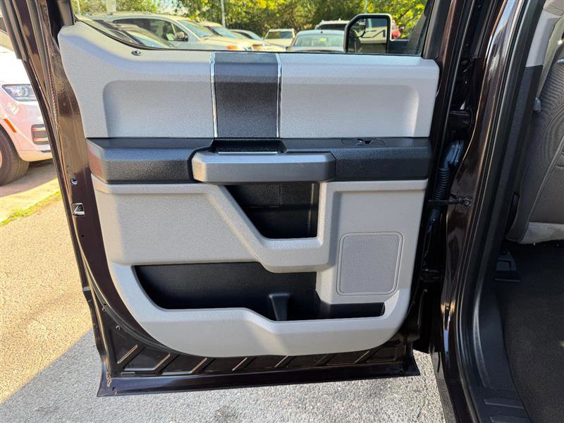 Used 2019 Ford F150 XLT image 37