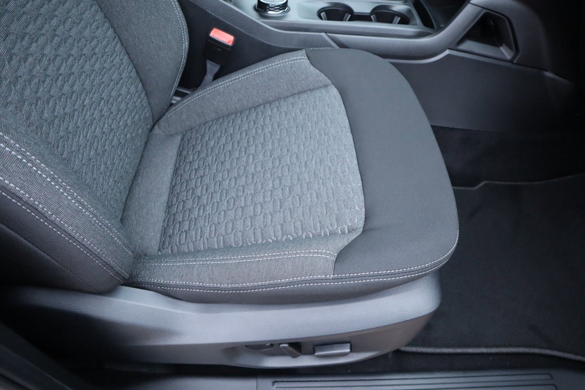 New 2025 Ford Ranger XLT w/ Equipment Group 301A High image 14