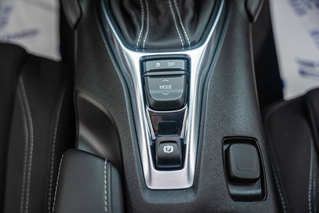 Used 2023 Chevrolet Camaro LT RWD image 26