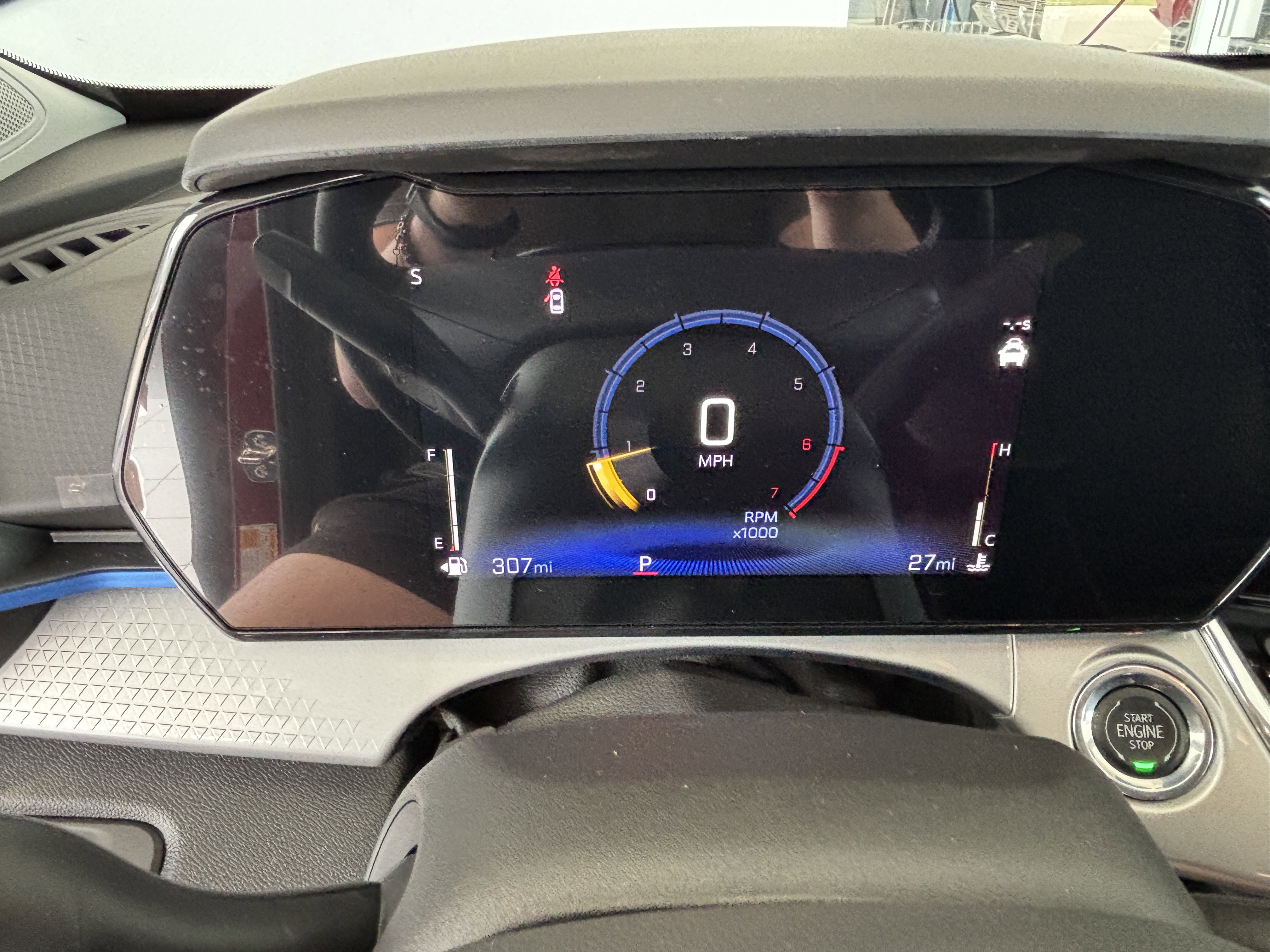New 2026 Chevrolet Trax LT w/ Midnight Edition FWD image 10