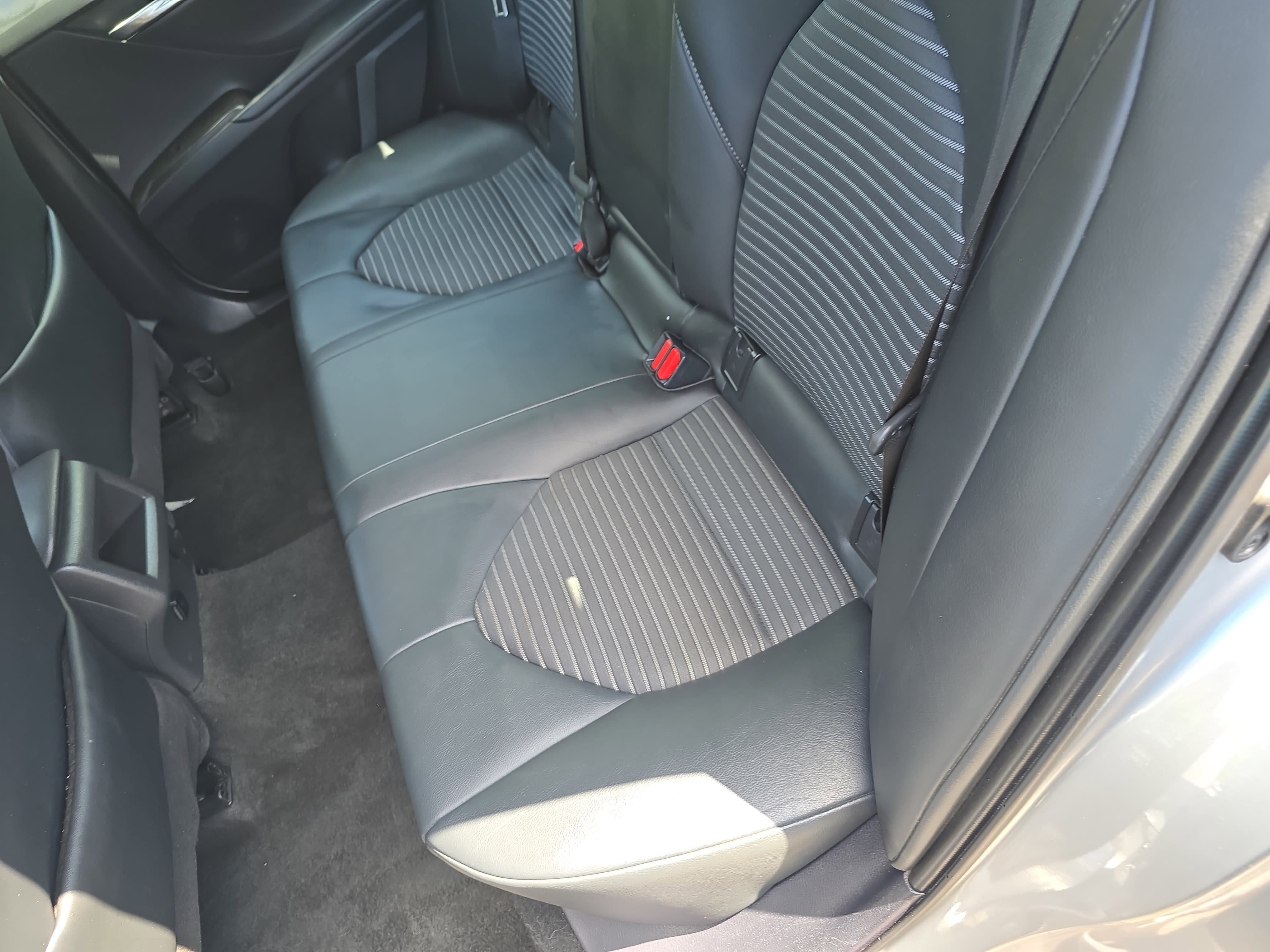 Used 2023 Toyota Camry SE FWD image 13