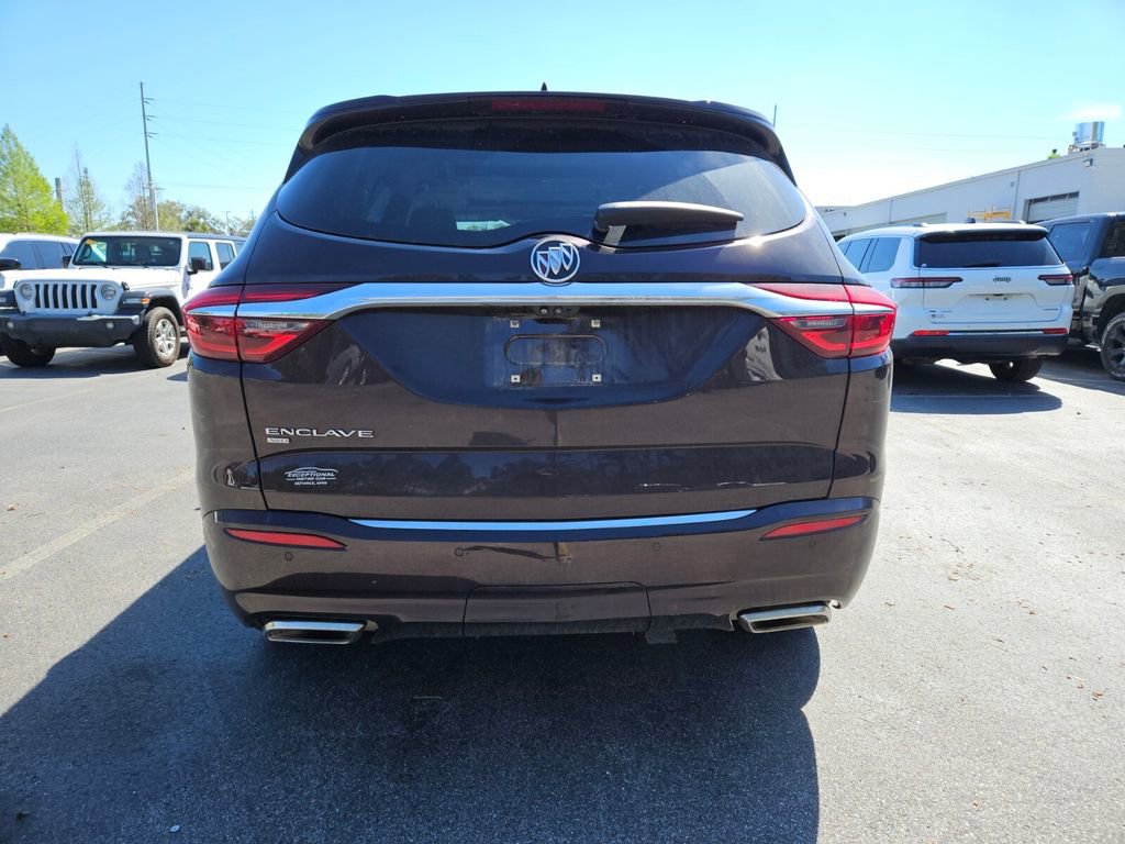 Used 2020 Buick Enclave Avenir w/ Avenir Technology Package AWD/4WD image 9