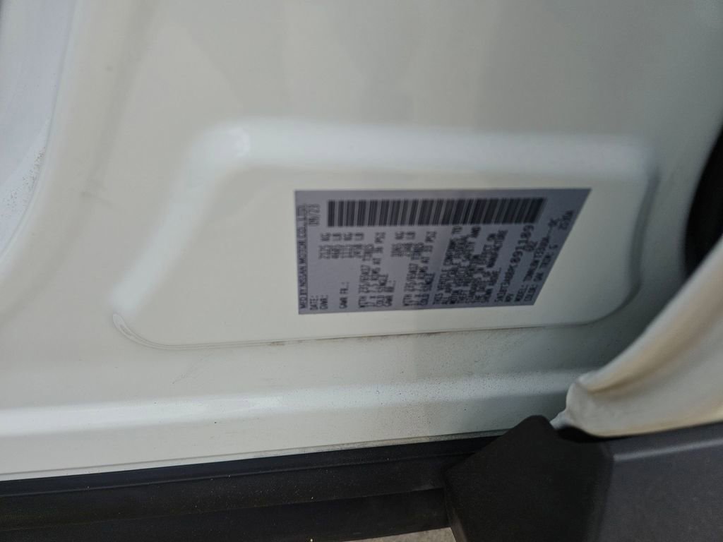 Used 2023 Nissan Rogue S AWD/4WD image 30