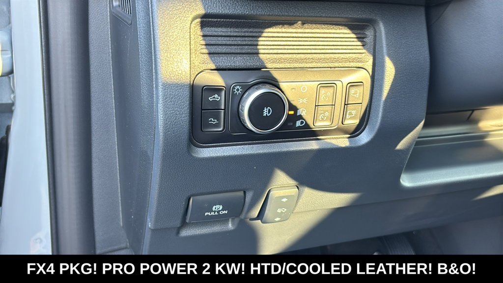 New 2026 Ford F350 Platinum w/ FX4 Off-Road Package AWD/4WD image 11