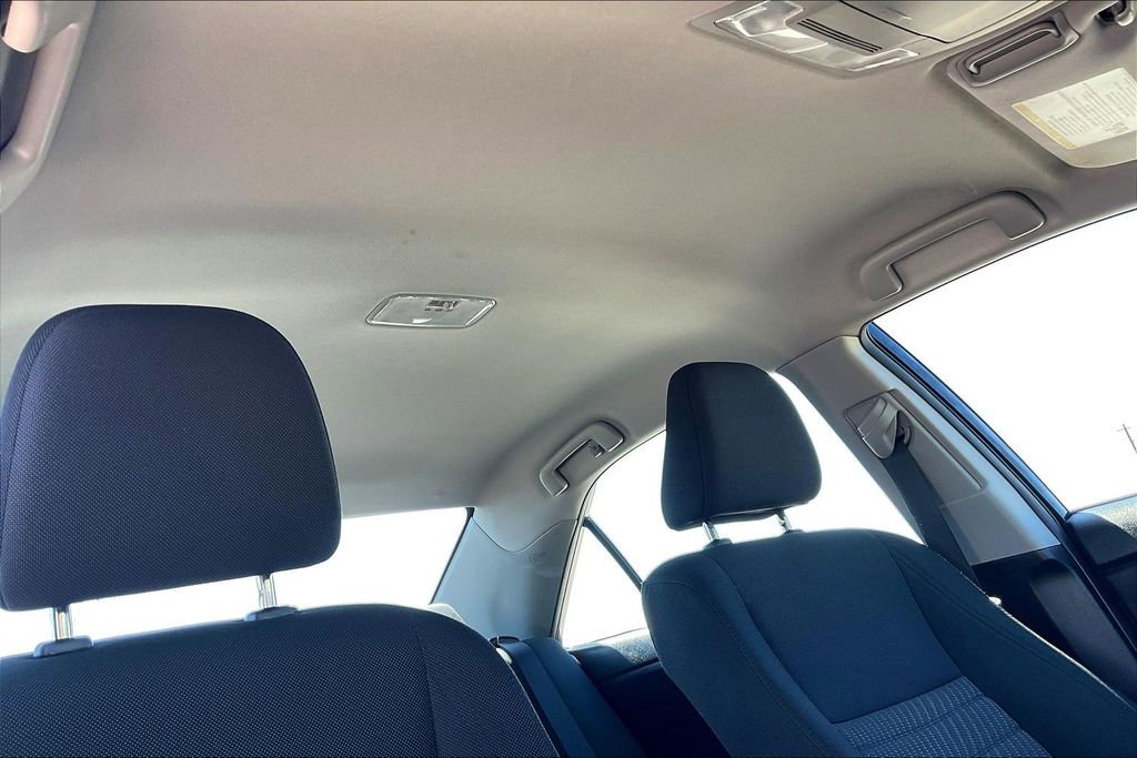 Used 2017 Toyota Camry LE FWD image 28