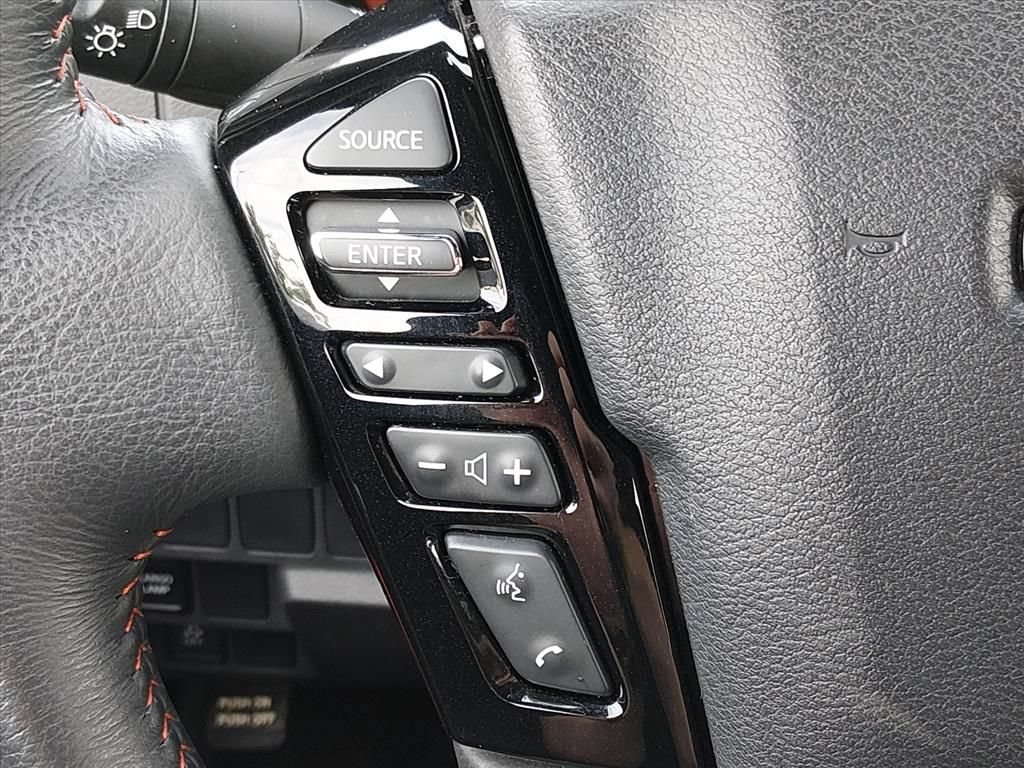 Certified 2025 Nissan Frontier Pro-X RWD image 21