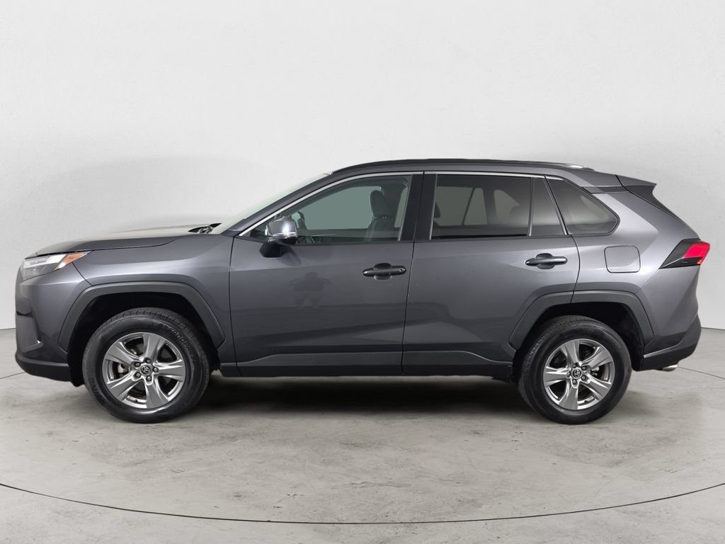 Used 2024 Toyota RAV4 XLE AWD/4WD image 8