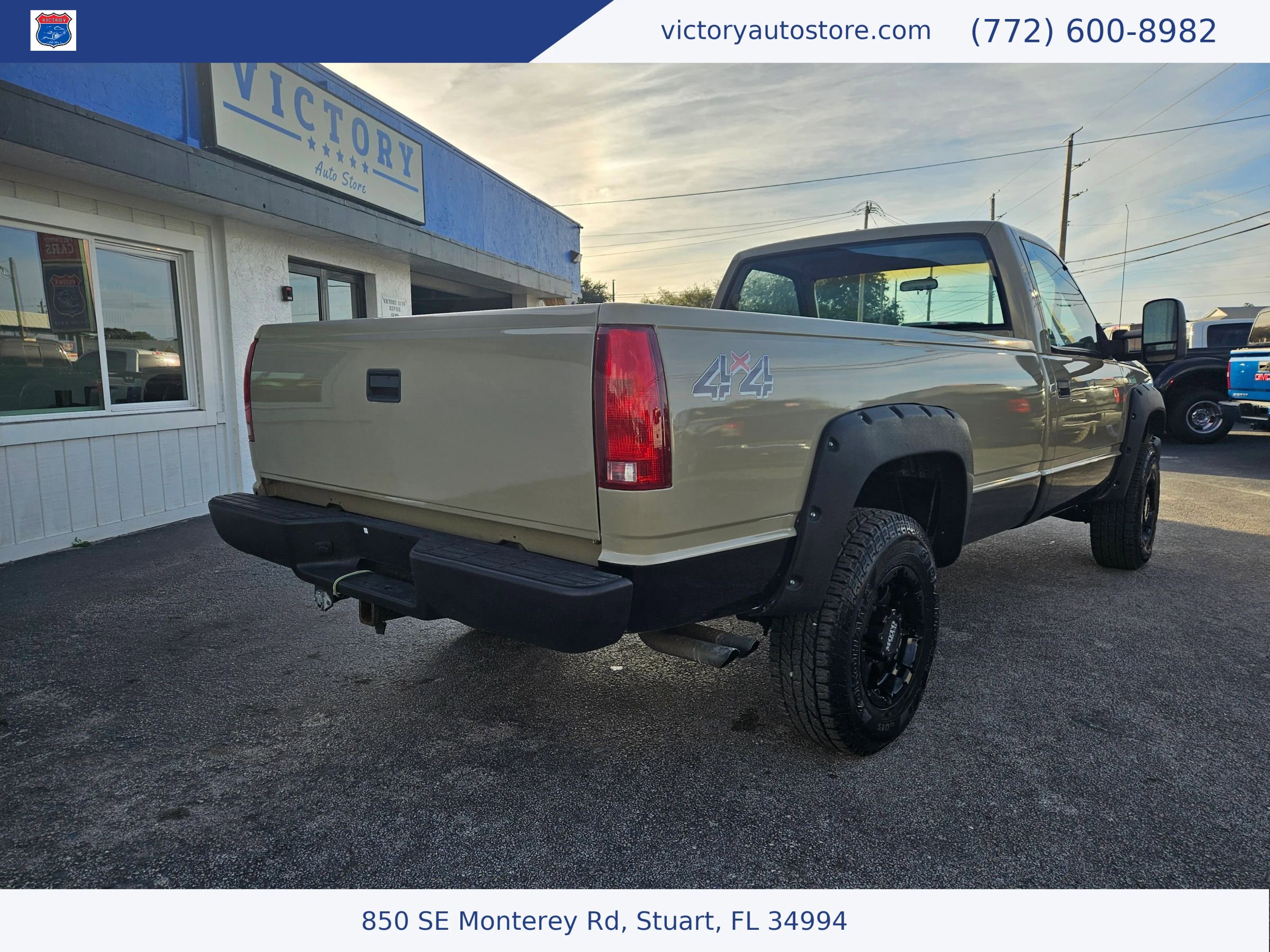 Used 1988 Chevrolet Silverado 3500 4x4 Regular Cab image 5