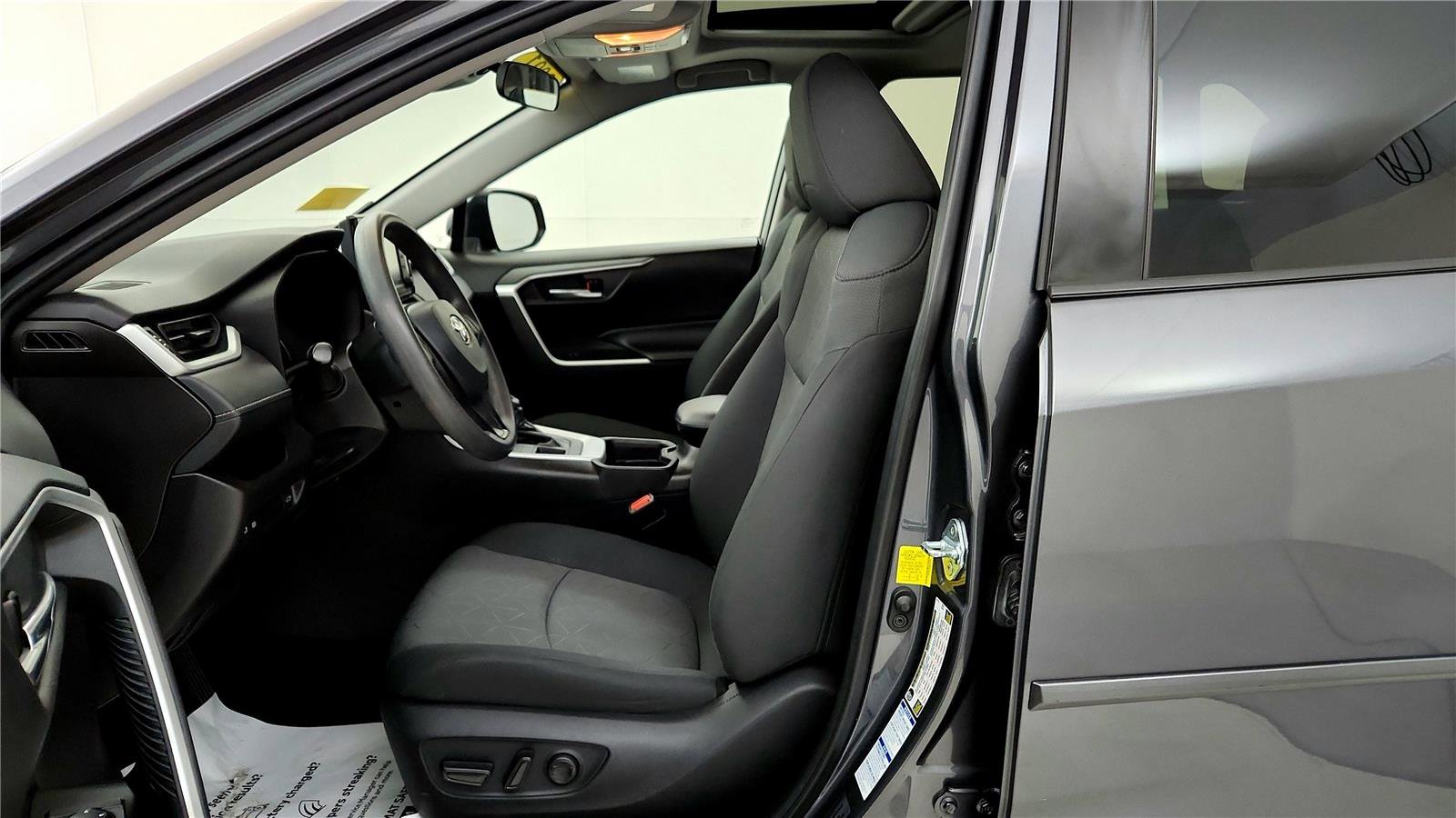 Certified 2021 Toyota RAV4 XLE w/ Convenience Package image 25