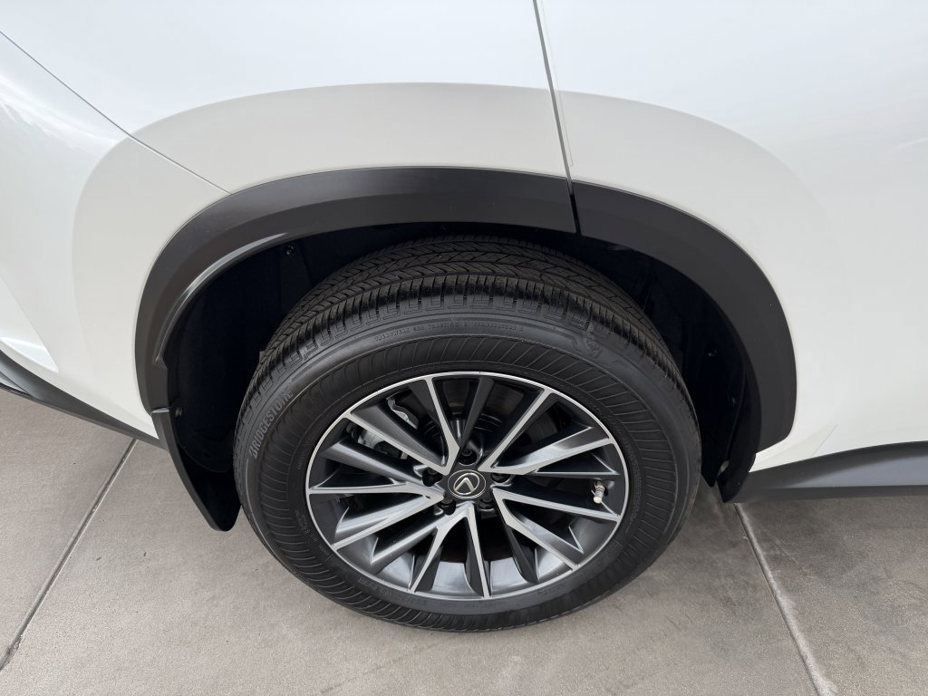 Used 2022 Lexus NX 250 FWD w/ Accessory Package 2 image 15