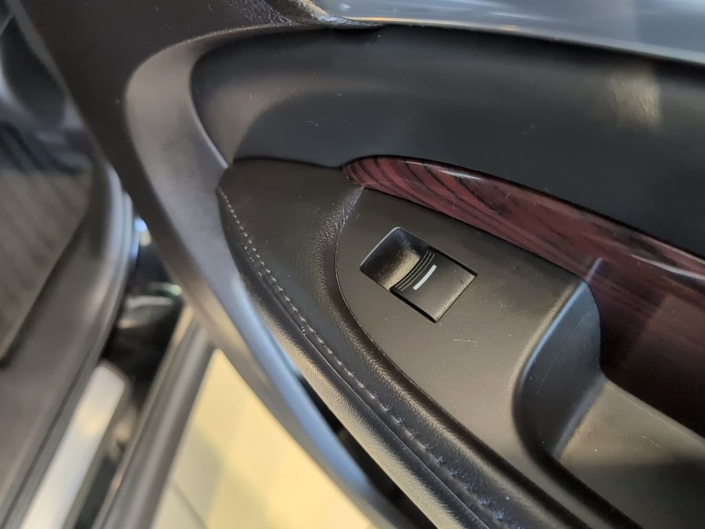 Used 2016 Acura MDX SH-AWD image 45