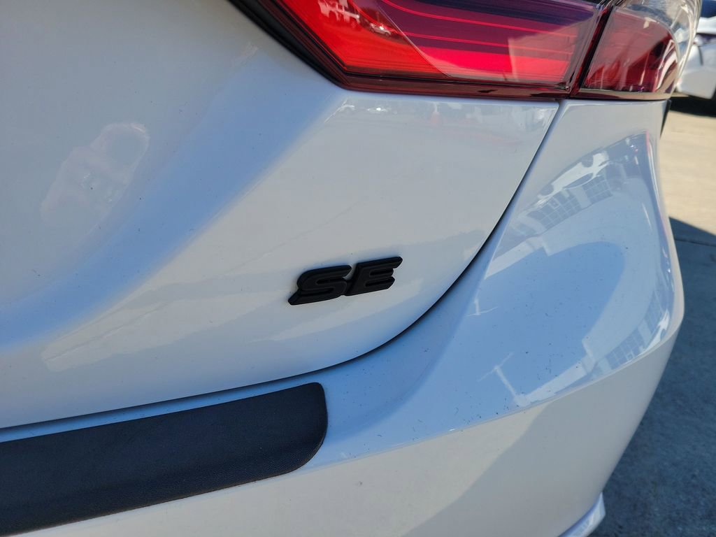 Certified 2024 Toyota Camry SE image 5