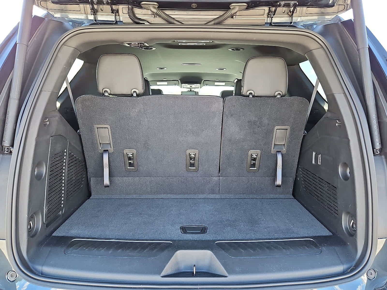 Used 2021 Chevrolet Tahoe LT AWD/4WD image 31