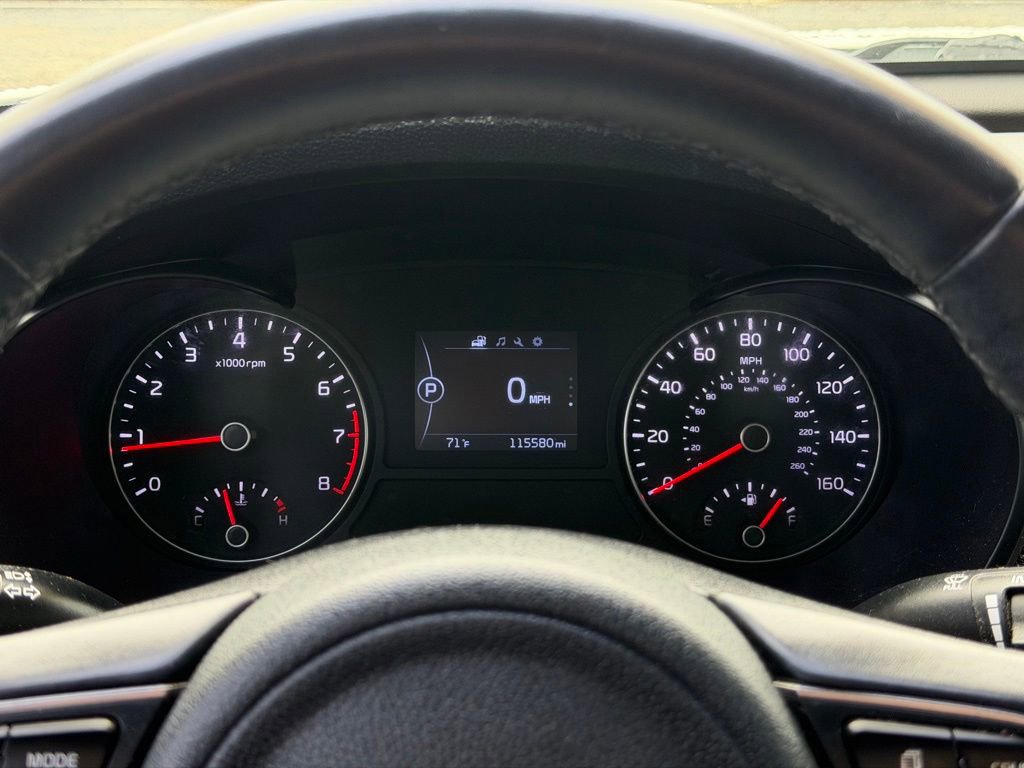 Used 2018 Kia Optima S w/ Pano Sport Package FWD image 9
