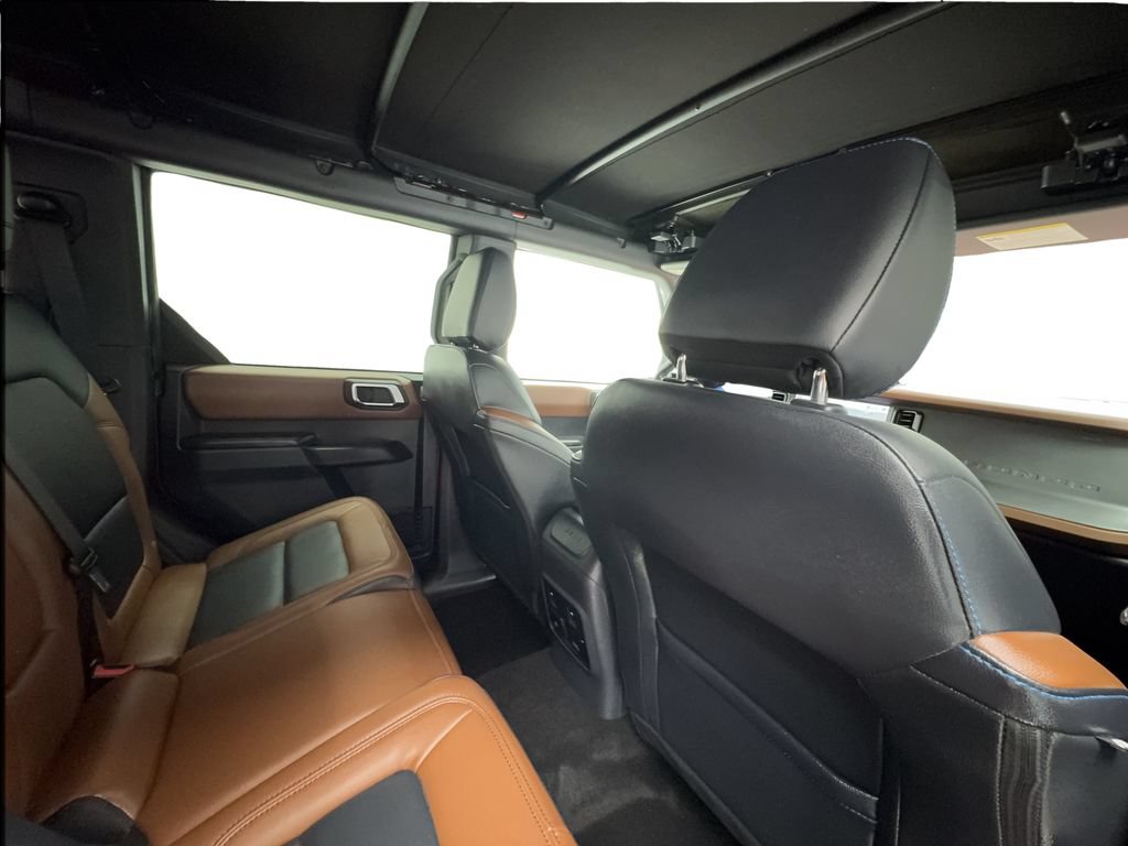 Used 2024 Ford Bronco Outer Banks AWD/4WD image 26