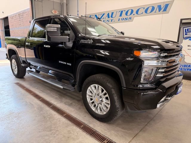 Used 2023 Chevrolet Silverado 3500 High Country AWD/4WD image 2