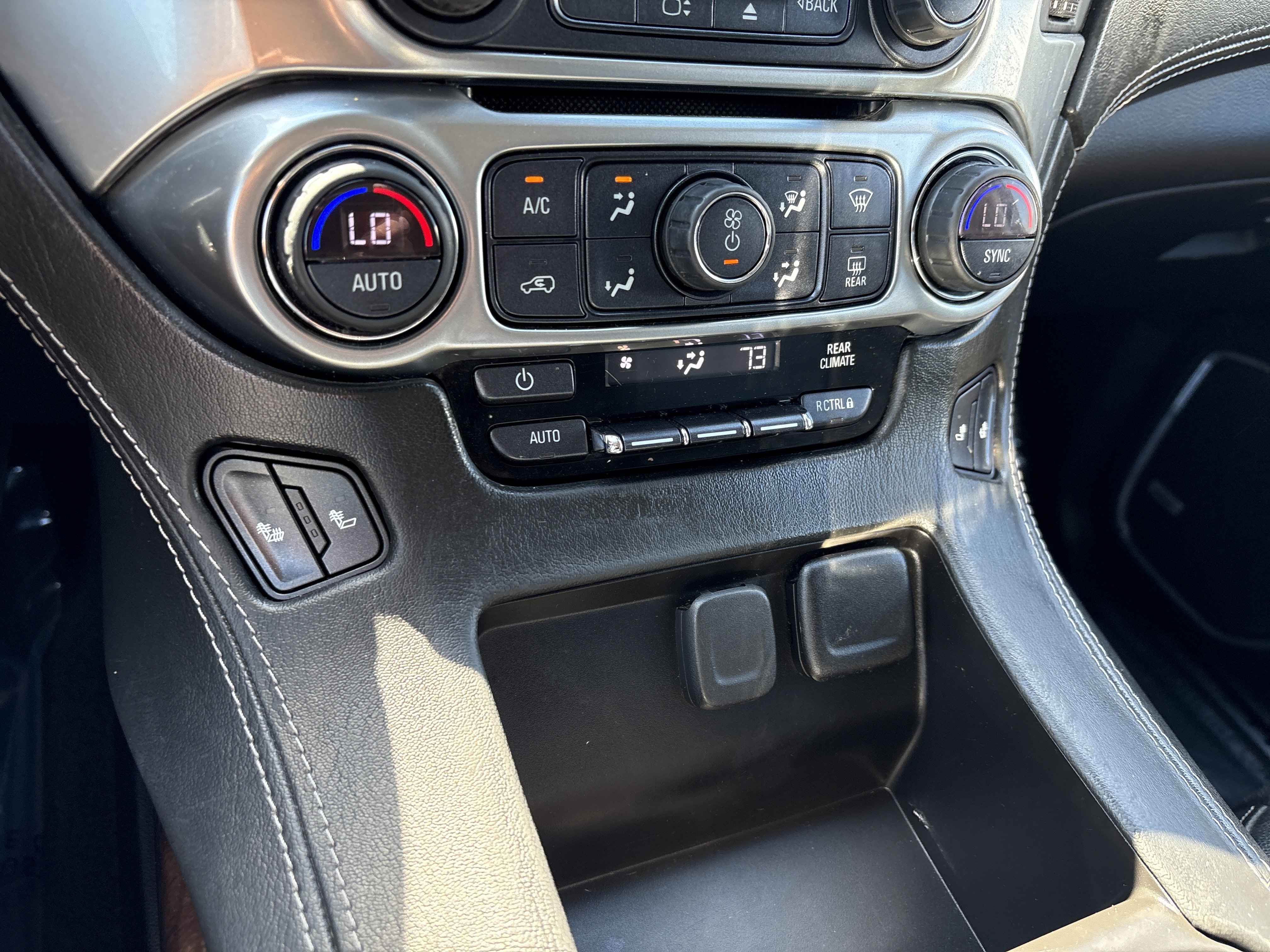 Used 2018 Chevrolet Tahoe LT AWD/4WD image 31