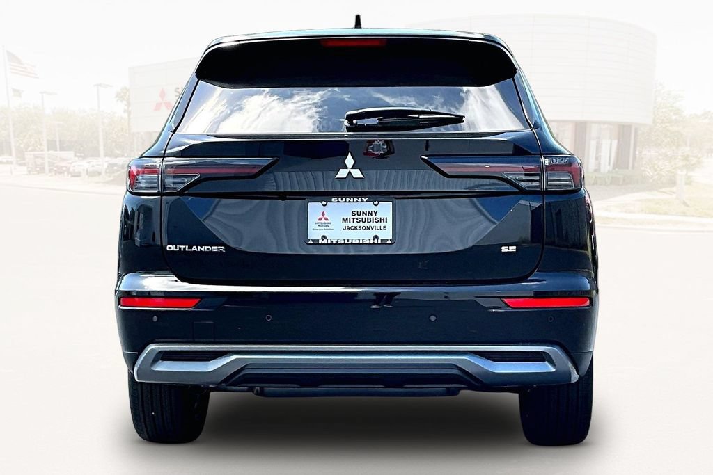 New 2026 Mitsubishi Outlander SE FWD image 4