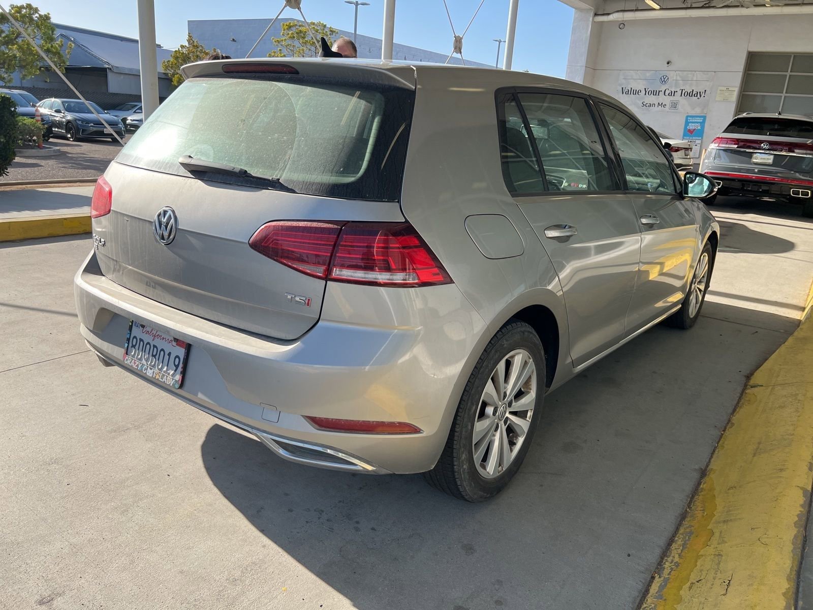Used 2018 Volkswagen Golf SE FWD image 4