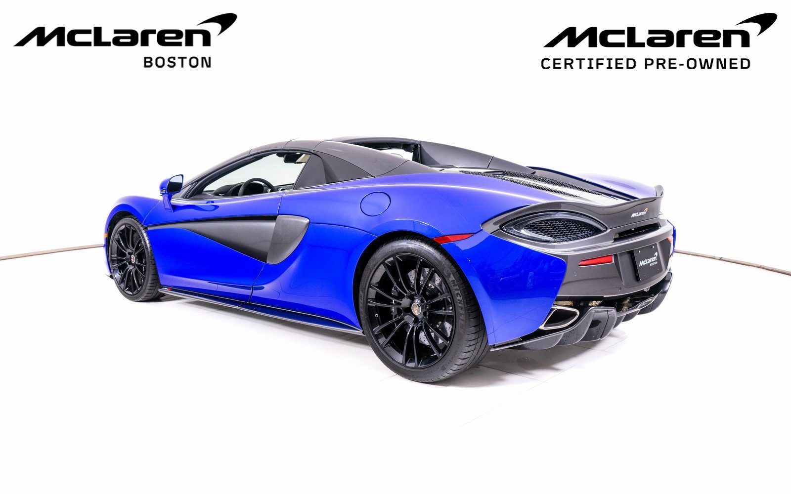 Used 2018 McLaren 570S Spider image 4