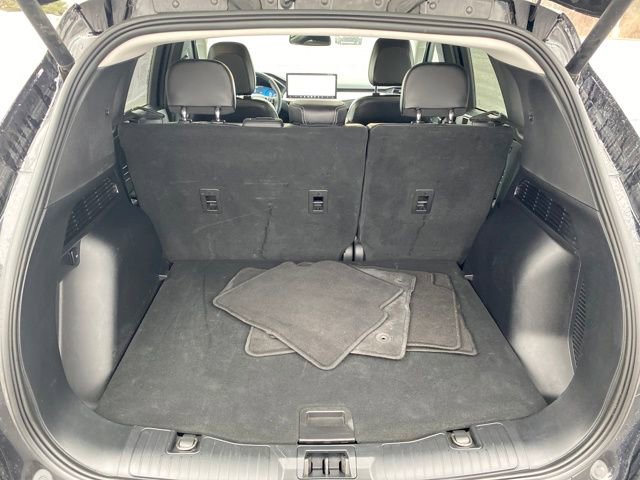 Used 2023 Ford Escape Platinum image 20