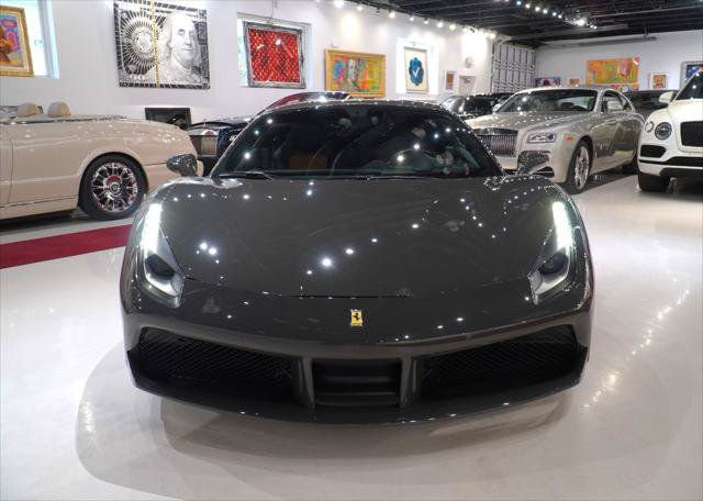 Used 2018 Ferrari 488 GTB RWD video 2
