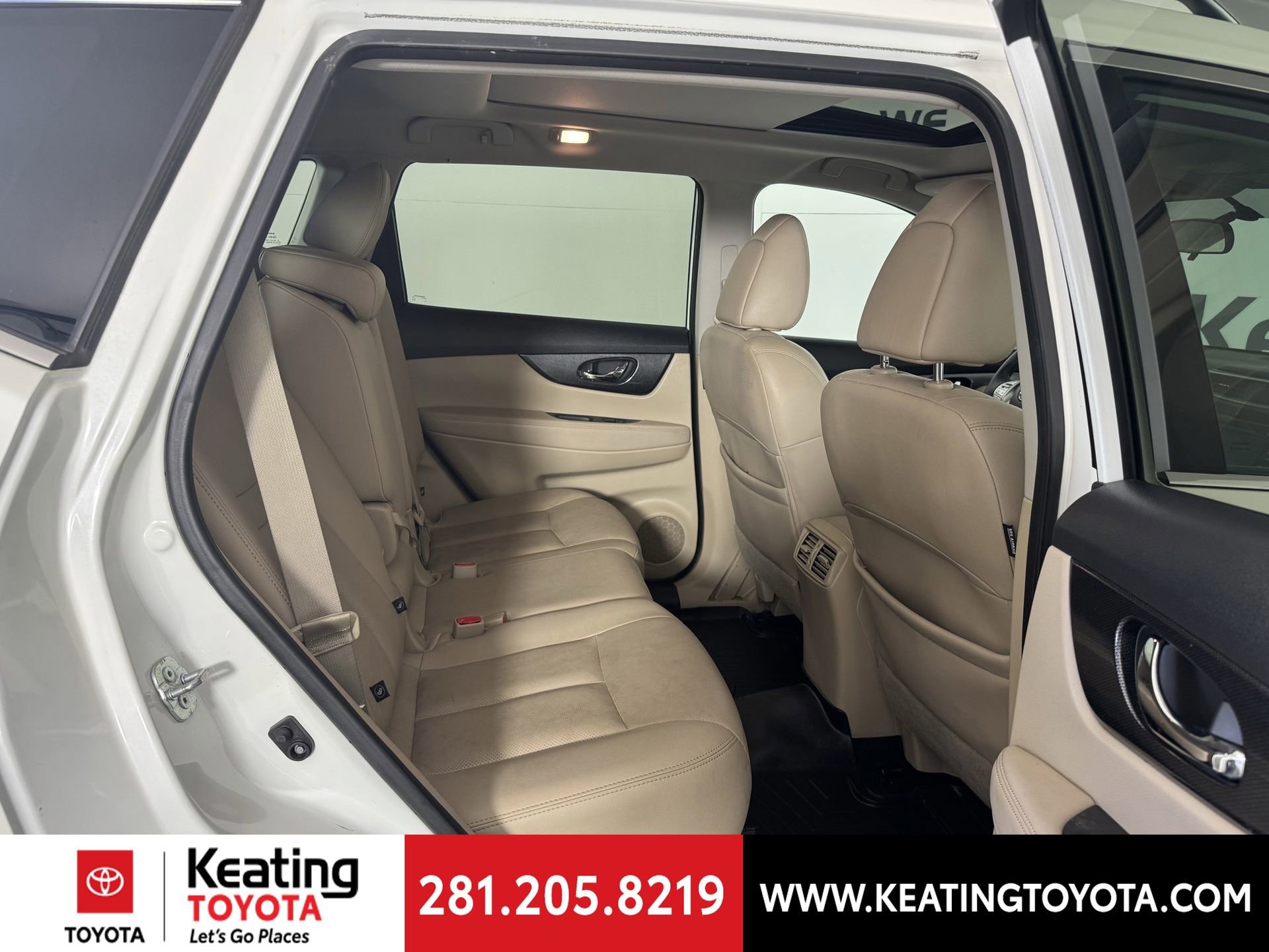 Used 2016 Nissan Rogue SL w/ SL Premium Package image 17