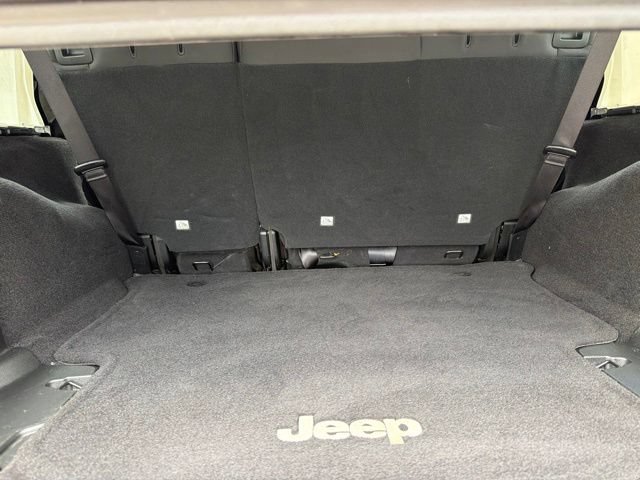 Used 2016 Jeep Wrangler Unlimited Sport w/ Connectivity Group AWD/4WD image 22
