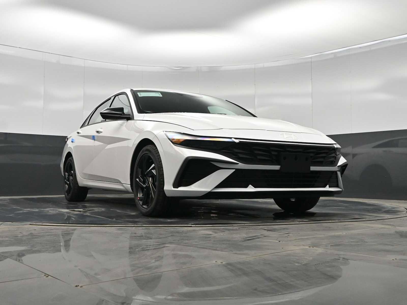 New 2026 Hyundai Elantra Sport image 30