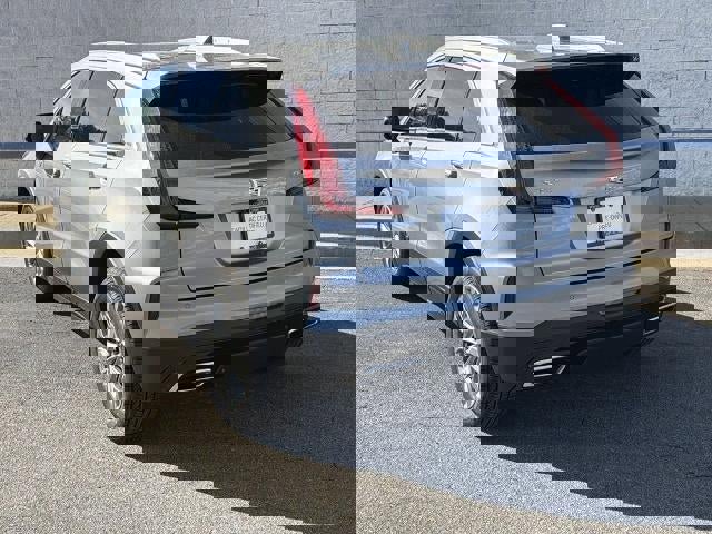 Used 2025 Cadillac XT4 Premium Luxury FWD image 5