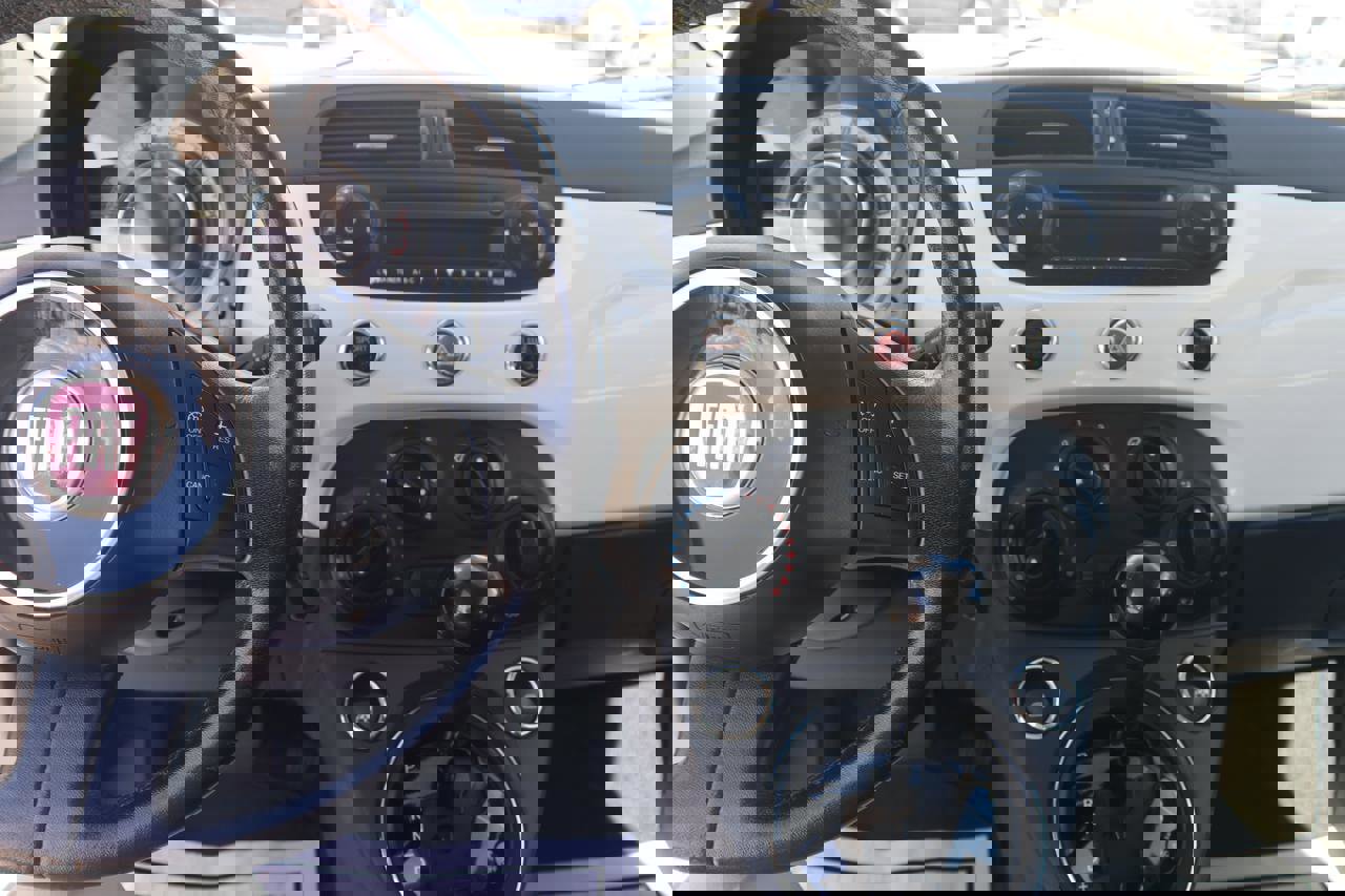 Used 2015 FIAT 500 Pop image 22