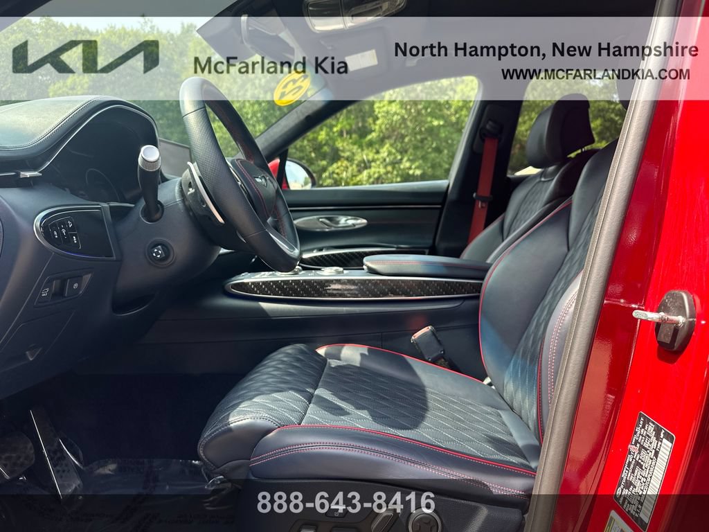 Used 2023 Genesis GV70 3.5T Sport w/ Sport Prestige Package AWD/4WD image 10
