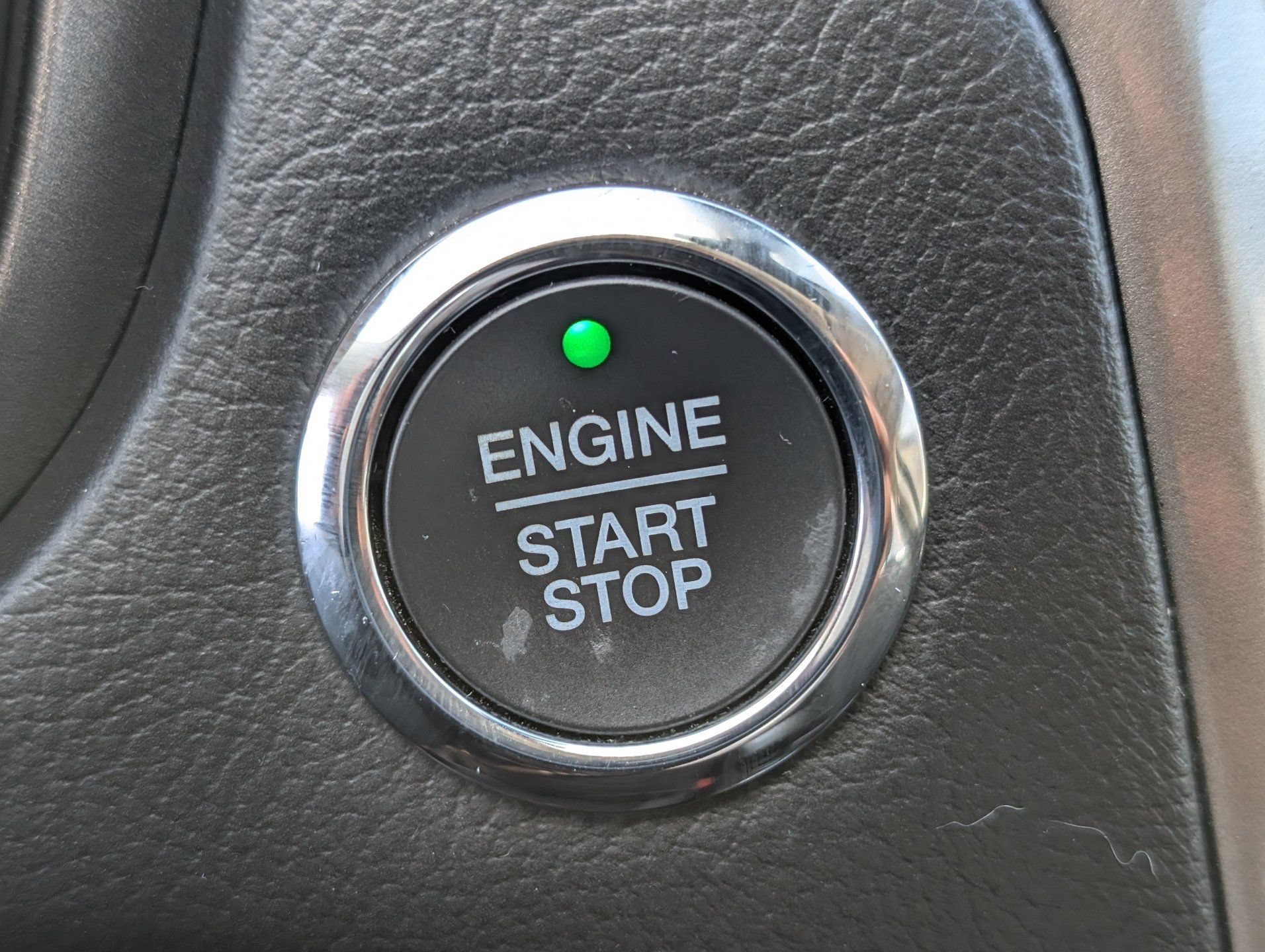 Used 2019 Ford Fusion SE FWD image 21