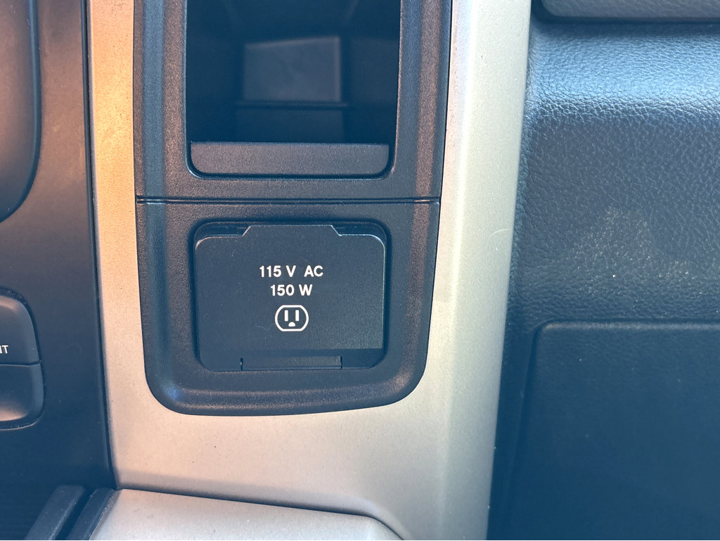 Used 2014 RAM 1500 Lone Star image 32