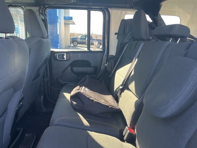 Used 2024 Jeep Wrangler Unlimited w/ Convenience Group image 7