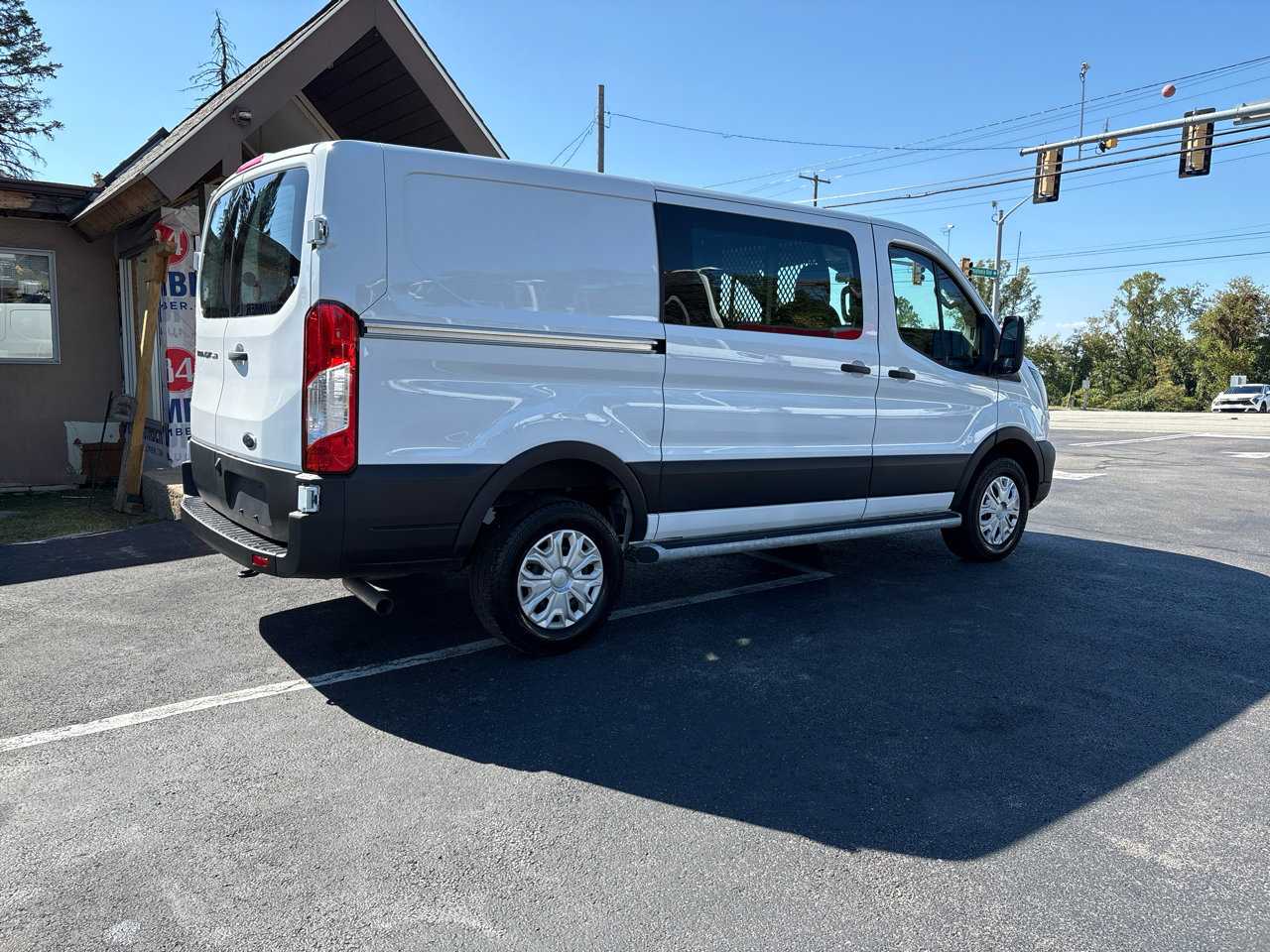 Used 2024 Ford Transit 250 Low Roof w/ Exterior Upgrade Package image 5