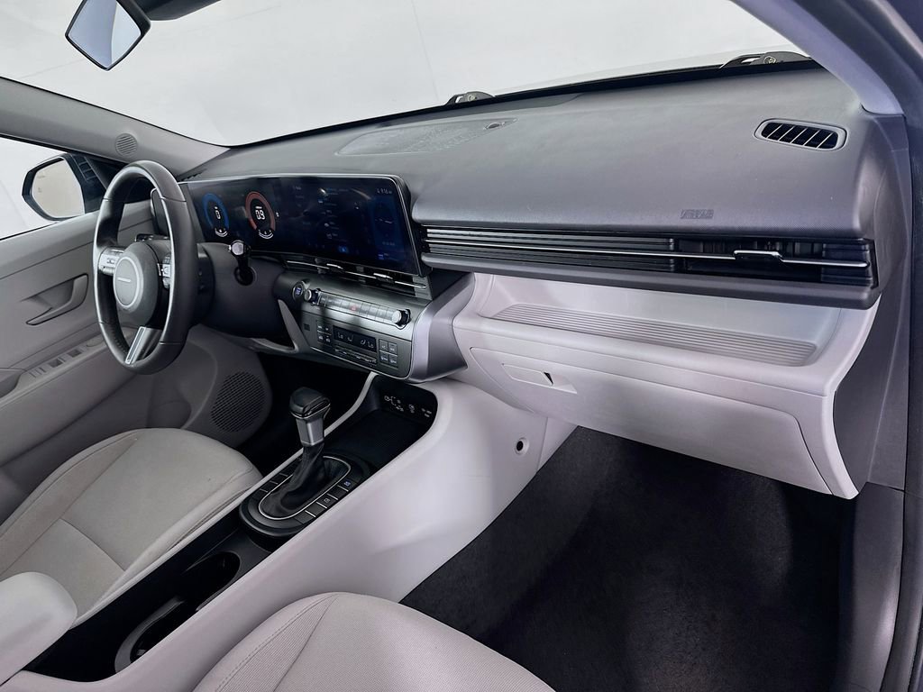 Certified 2024 Hyundai Kona SEL image 28
