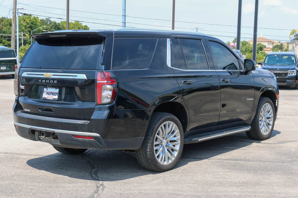 Used 2024 Chevrolet Tahoe High Country AWD/4WD image 3