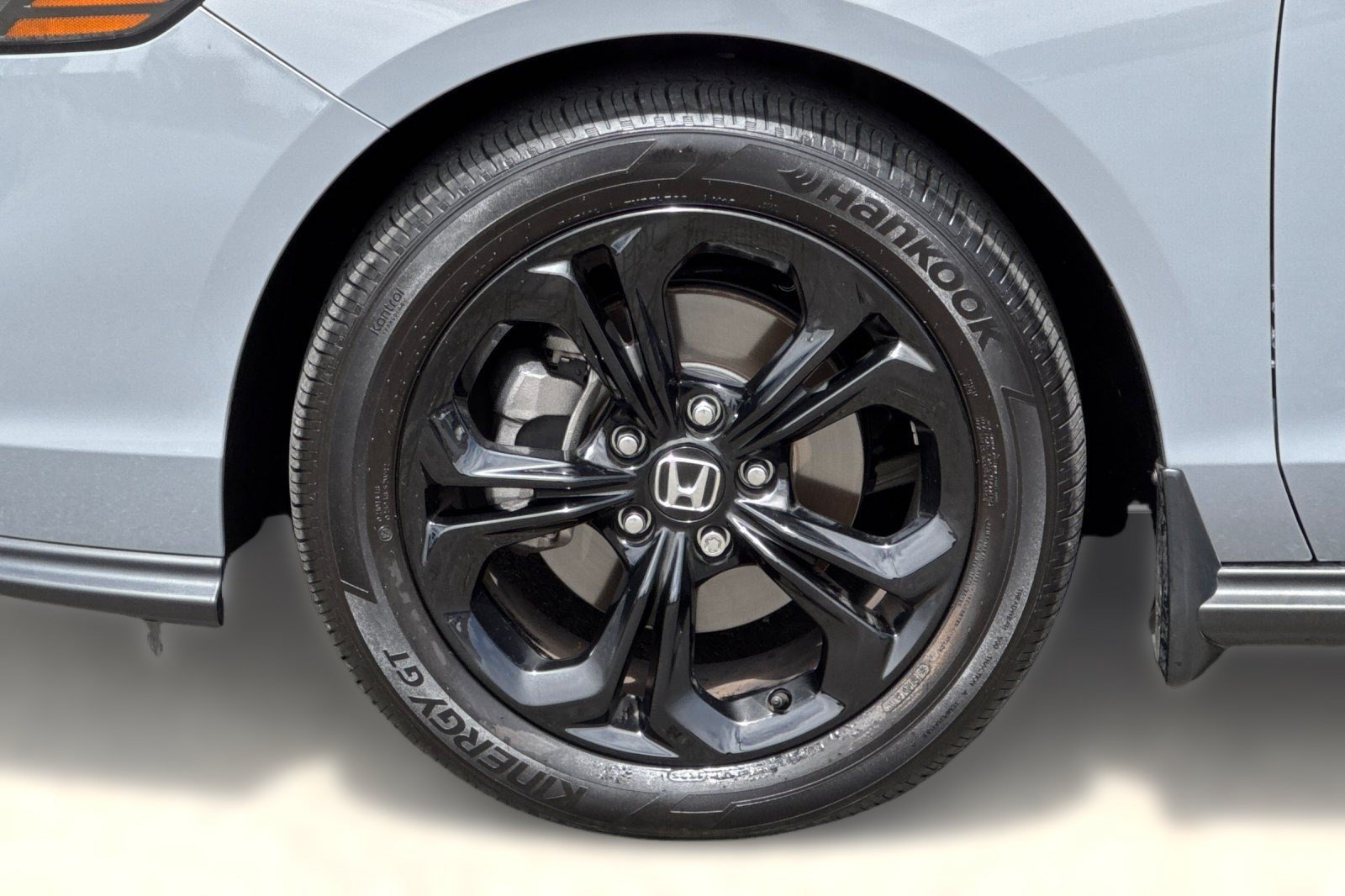 Certified 2025 Honda Accord SE image 12