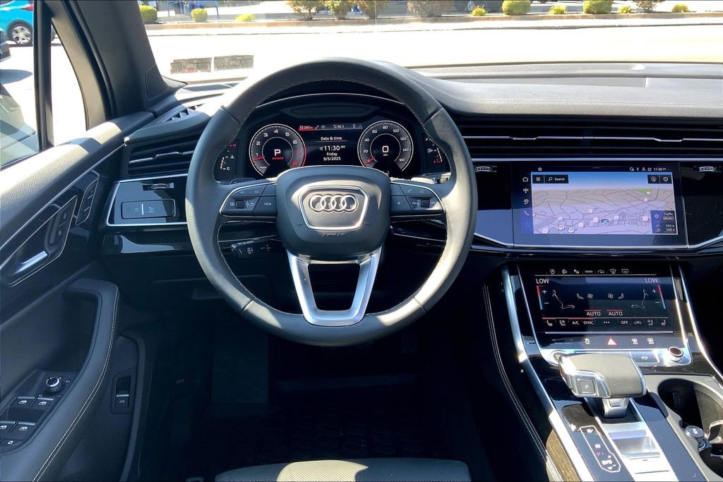 Certified 2025 Audi Q7 3.0T Prestige w/ Prestige Package image 5