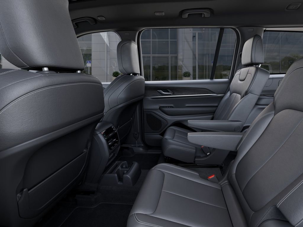 New 2025 Jeep Grand Cherokee L Limited w/ Black Appearance Package image 25