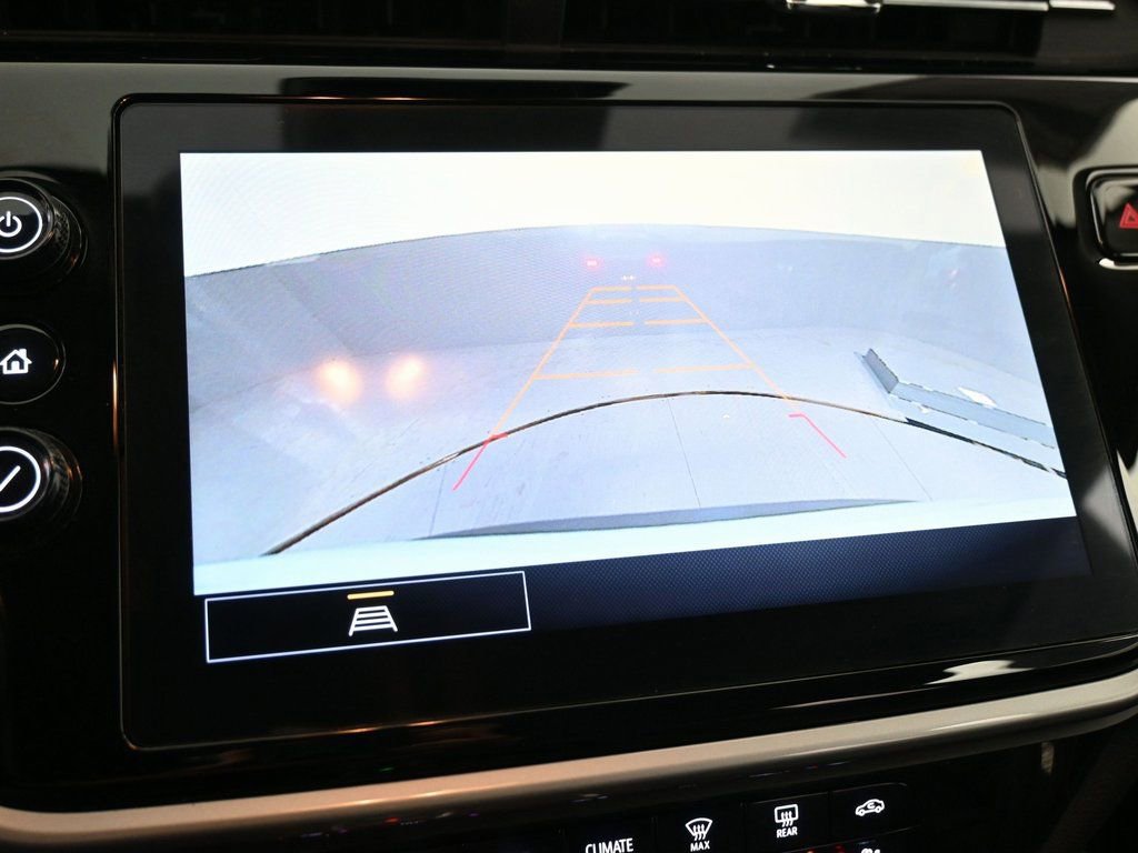 Used 2022 Chevrolet Bolt EUV LT w/ Convenience Package FWD image 12