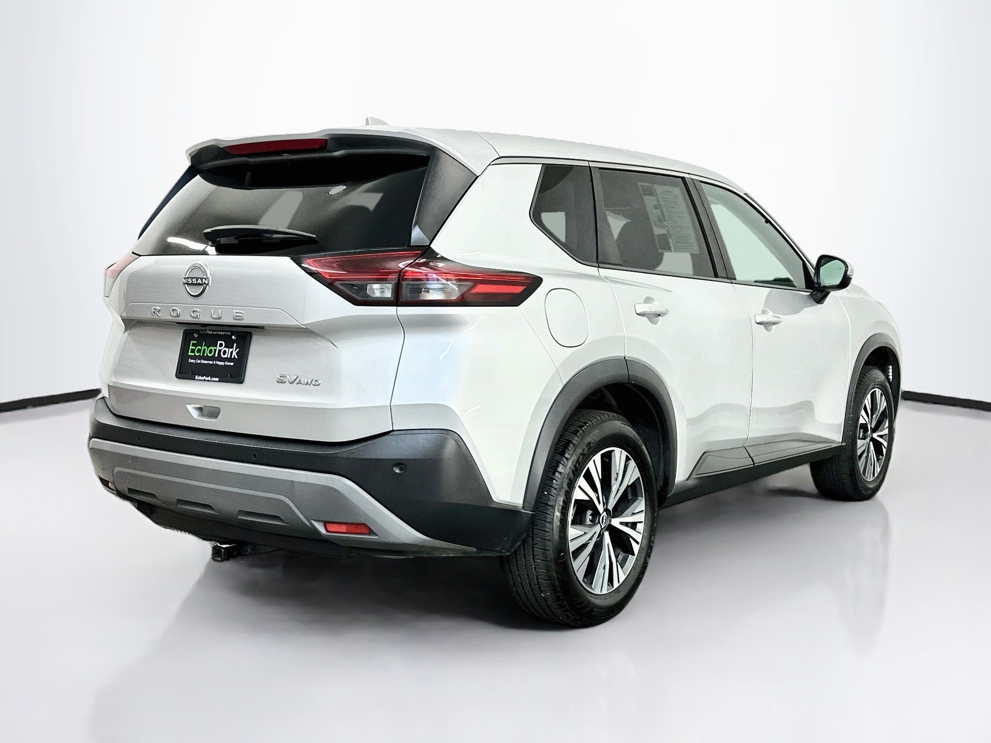 Used 2022 Nissan Rogue SV AWD/4WD image 9