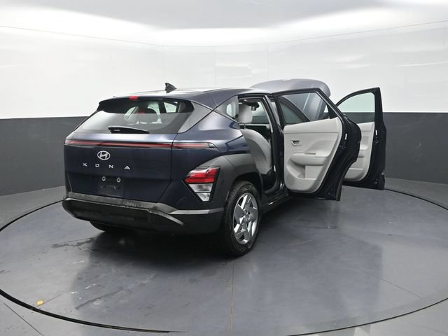 Used 2026 Hyundai Kona SE FWD image 44