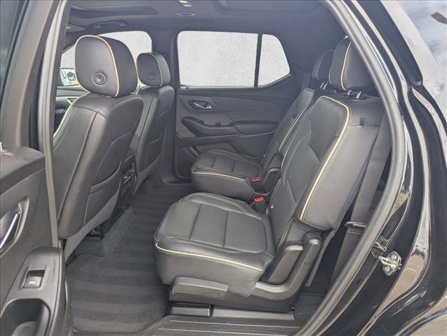 Used 2023 Chevrolet Traverse Premier image 16