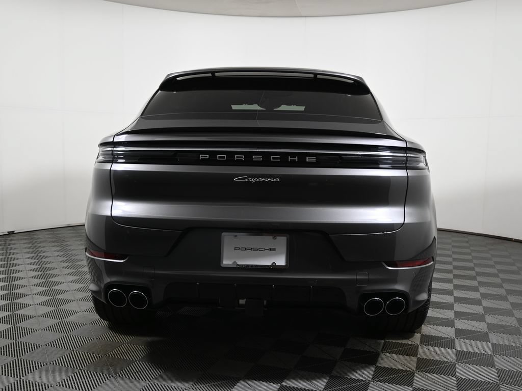Used 2026 Porsche Cayenne Coupe AWD/4WD image 6