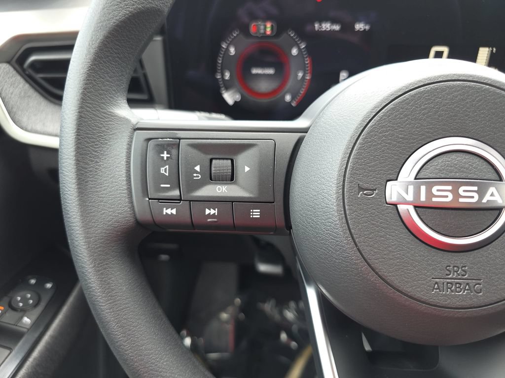 New 2026 Nissan Kicks SV w/ SV Premium Package FWD image 17
